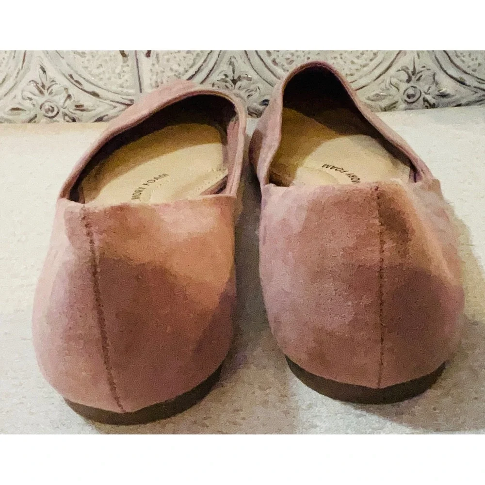 Time and Tru Womens Pink Faux Suede Pointed Toe Memory Foam Flats Size 8